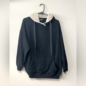 Aerie Charcoal Grey Sweatshirt w/ Faux Fur Lined Hood and Pocket Size S